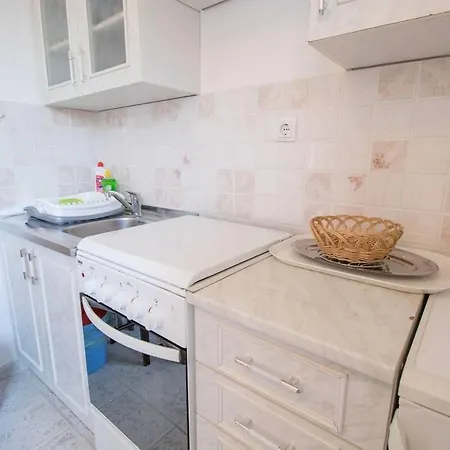 Nedjeljko 아파트 Čunski